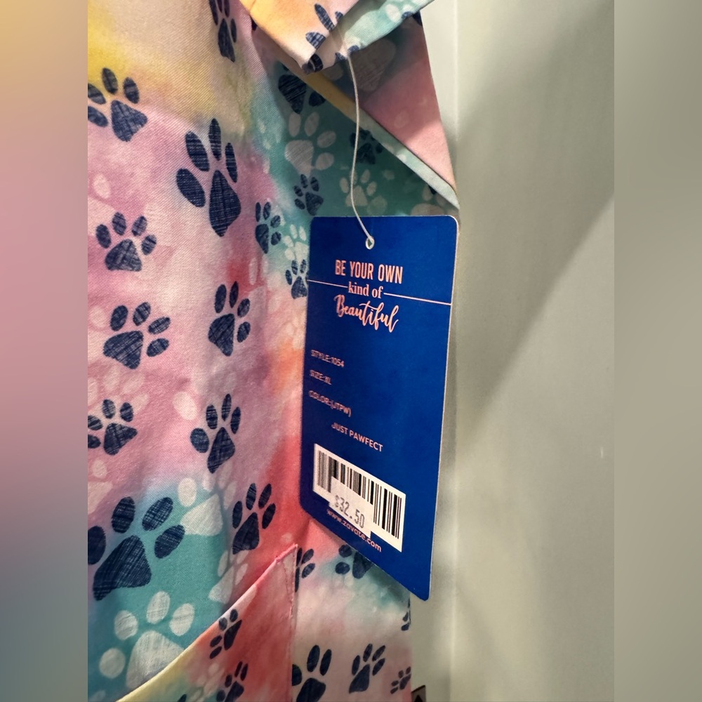 Zavate Ava Therese Just Pawfect Women's 2-Pocket V-Neck Scrub Top Extra Large XL - Picture 8 of 12